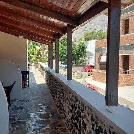 Apartament Anezinas Place Perissa  Zewnętrze zdjęcie