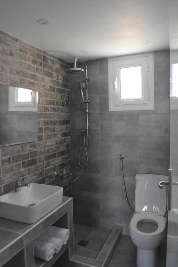 Apartament Anezinas Place Perissa  Zewnętrze zdjęcie