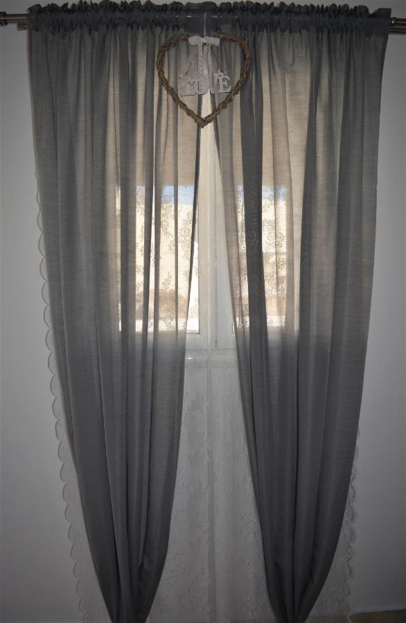 Apartament Anezinas Place Perissa  Zewnętrze zdjęcie