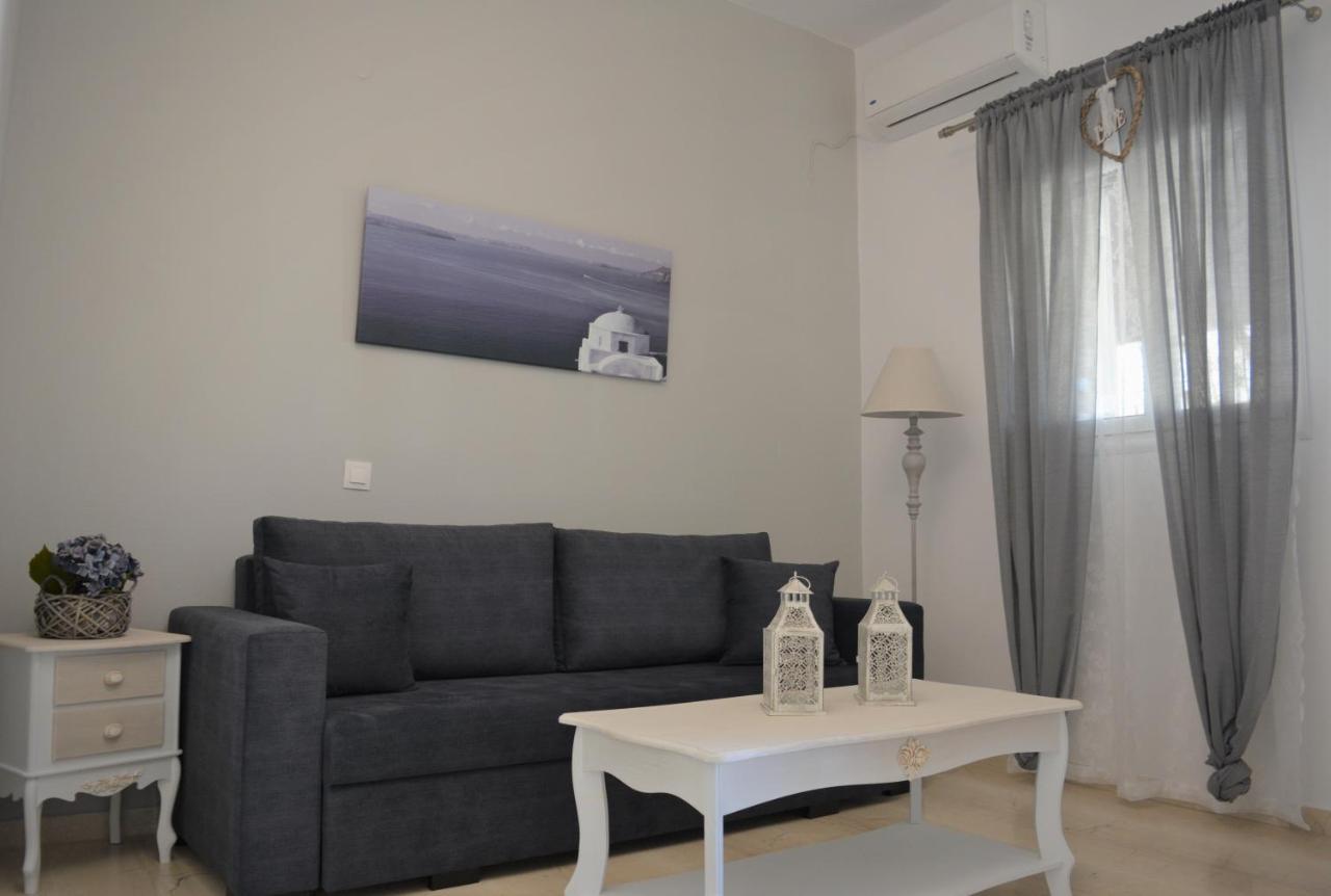 Apartament Anezinas Place Perissa  Zewnętrze zdjęcie