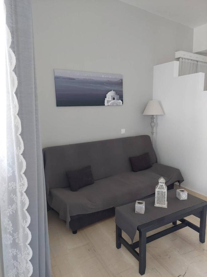 Apartament Anezinas Place Perissa  Zewnętrze zdjęcie