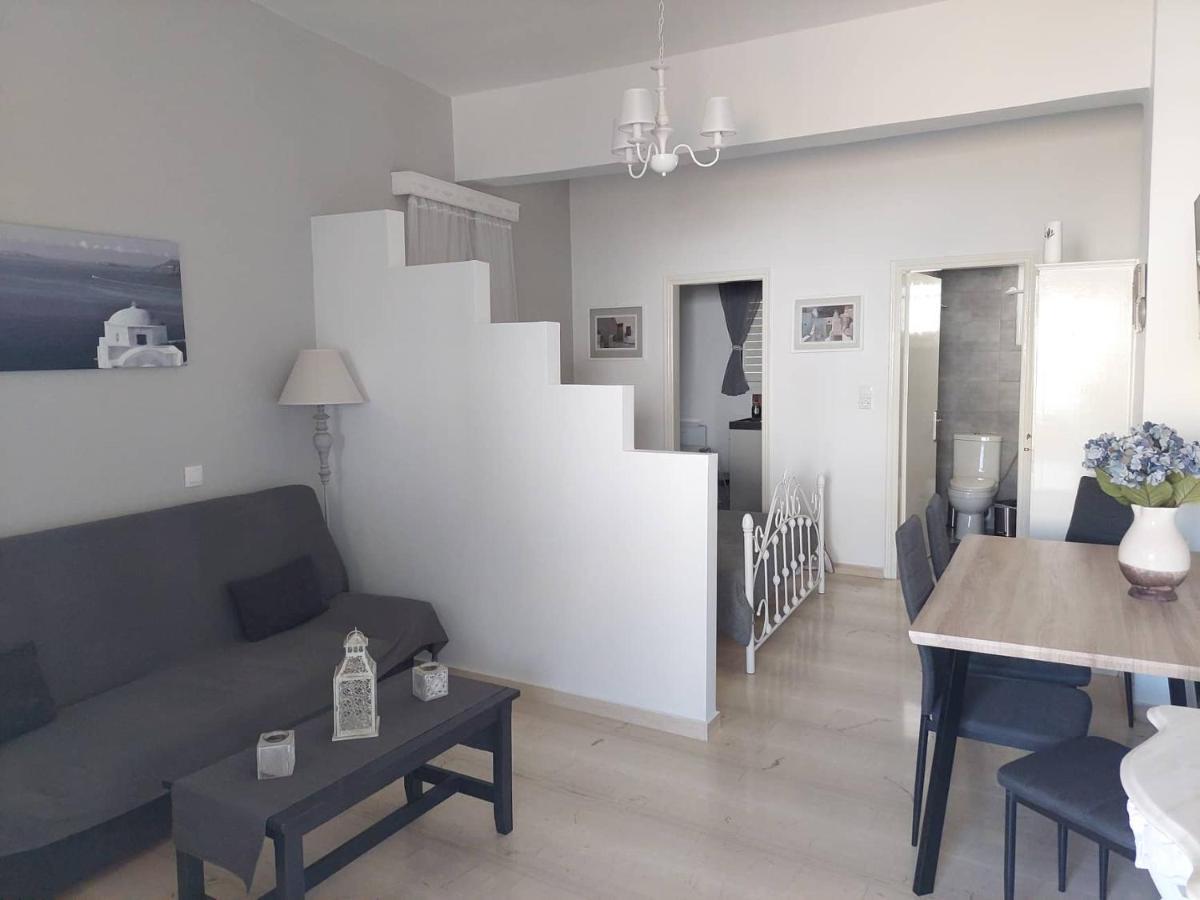 Apartament Anezinas Place Perissa  Zewnętrze zdjęcie