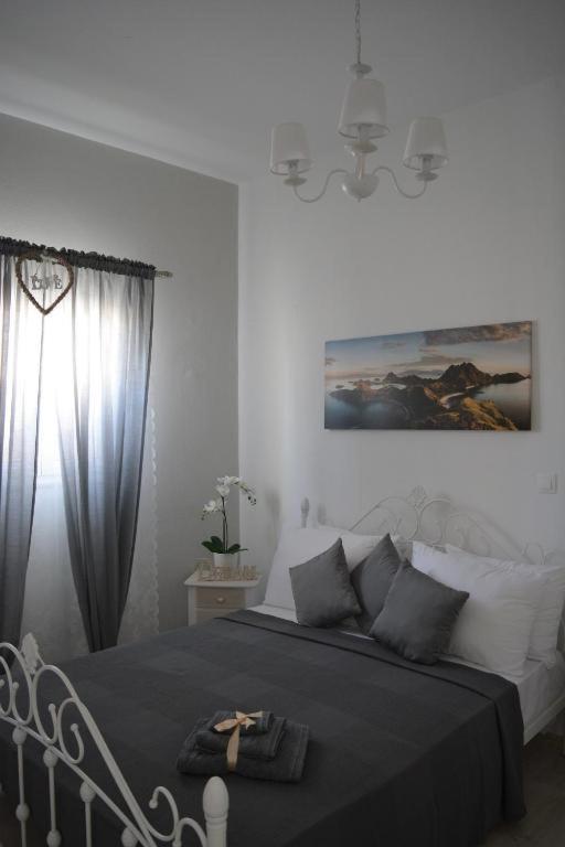 Apartament Anezinas Place Perissa  Zewnętrze zdjęcie