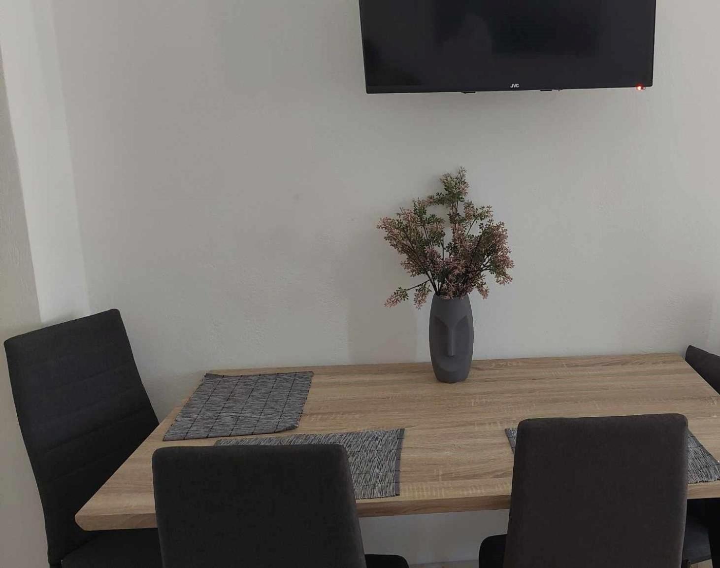 Apartament Anezinas Place Perissa  Zewnętrze zdjęcie